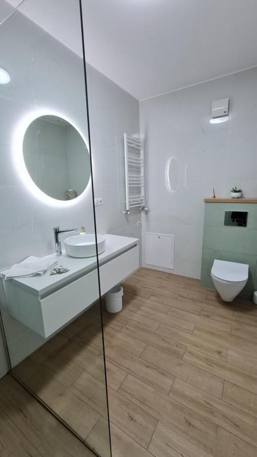 Sara Apartment Oradea Eksteriør billede